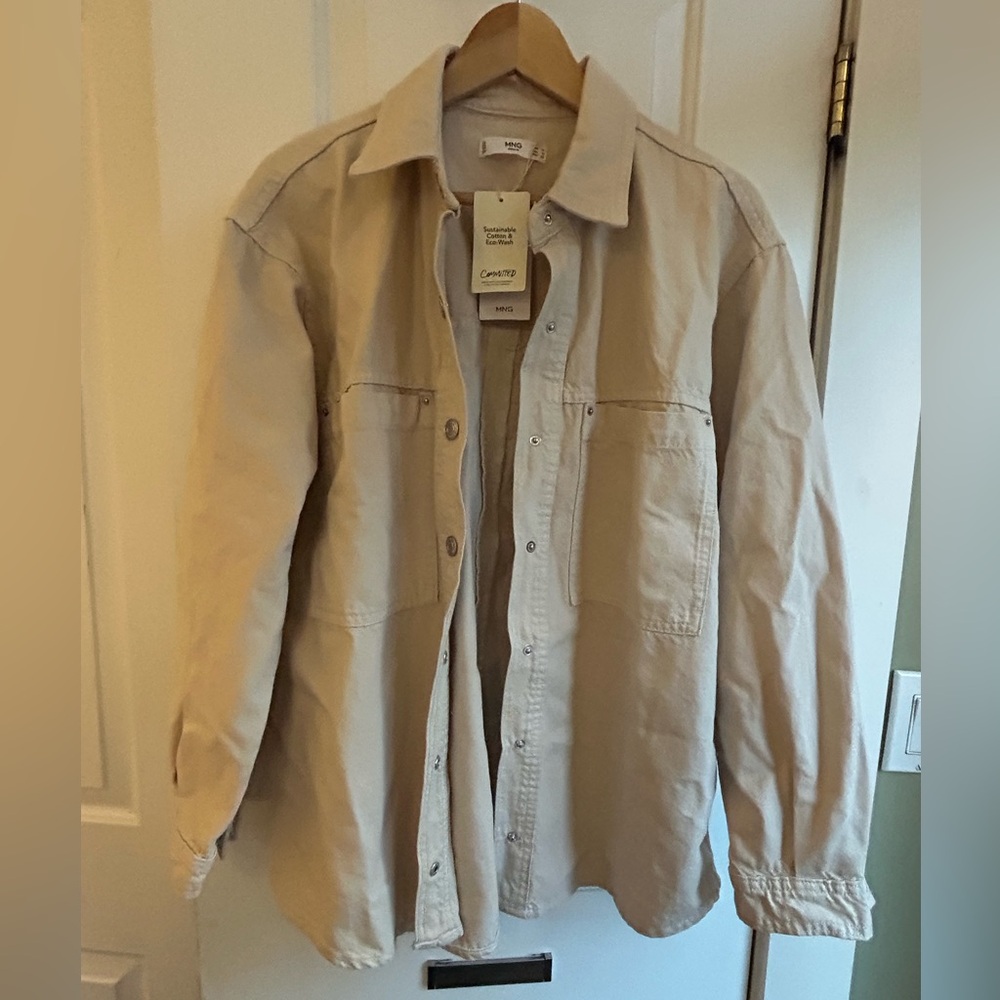 Women's Beige Button-Up Jacket - Picture 2 of 6